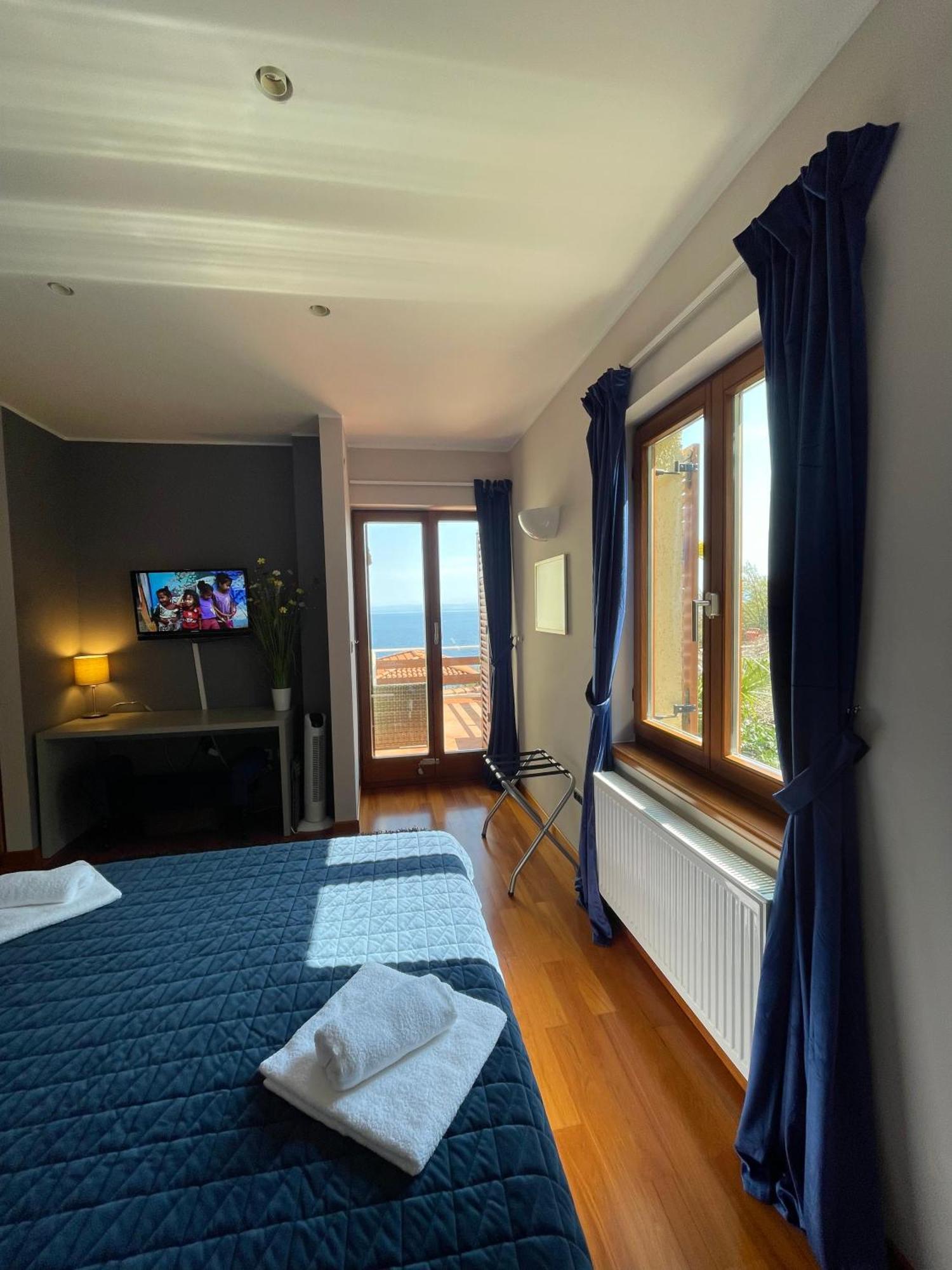 Villa Lovran - 150M To The Beach - Infinity Pool - Incredible Sea View - Fitness Room エクステリア 写真
